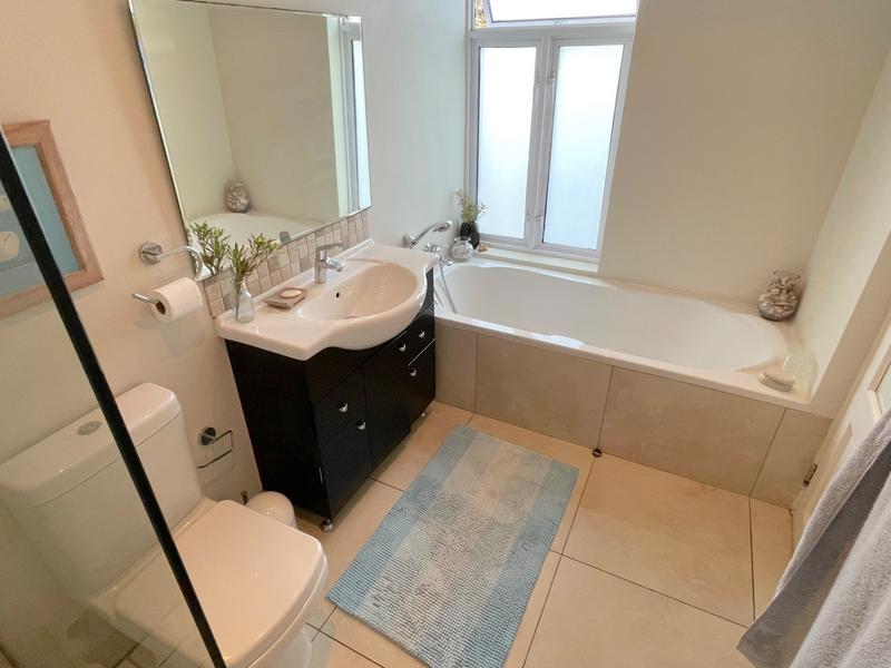 3 Bedroom Property for Sale in Camps Bay Western Cape